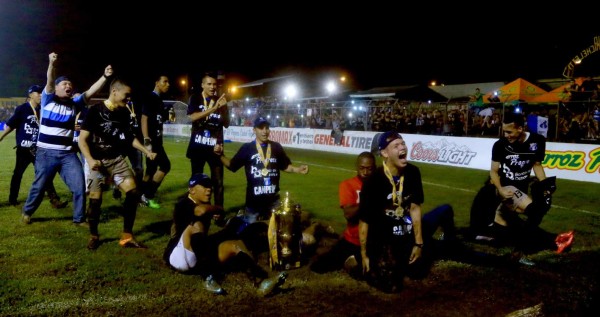 Las imágenes de la gran final que no viste por la televisión