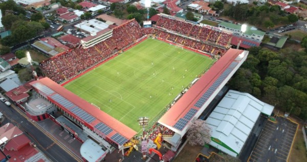 TOP: Los estadios más temibles y complicados de visitar en la Concacaf