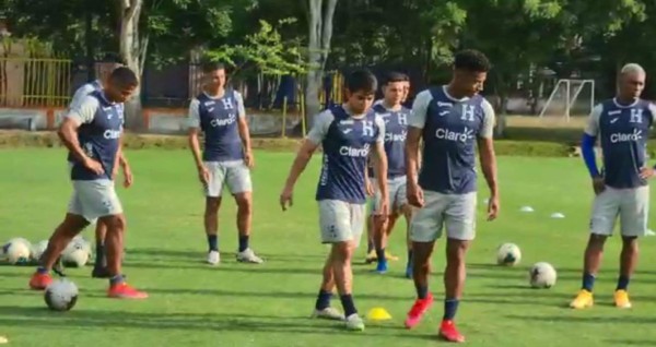 'Buba' y Menjivar se lucen, Benguché sonriente: Así fue el último entrenamiento de Honduras previo al Final Four