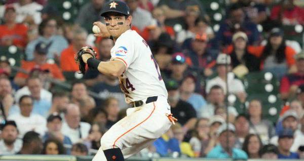 Mauricio Dubón es el jardinero derecho estelar de los Astros de Houston.