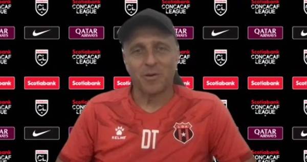 Fabián Coito en conferencia de prensa previo al choque entre Alajuelense - Real España.