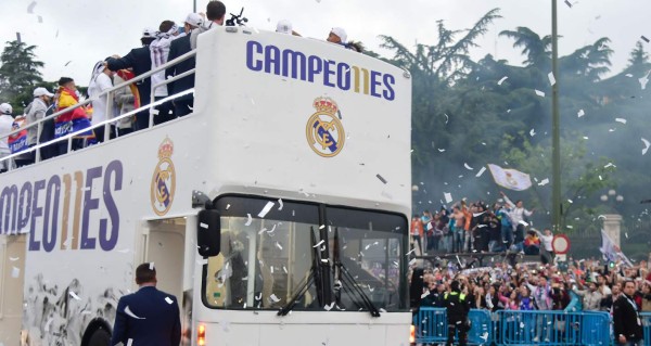Real Madrid celebra la Undécima en Cibeles con todos sus aficionados