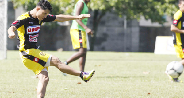 Gerson Rodas en lista de espera para volver a jugar