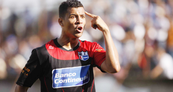 Delantero brasileño de Savio: 'Me siento robado'