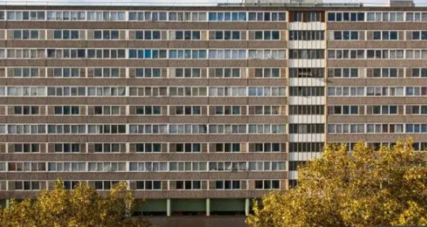 La impactante historia de un jugador del Arsenal: Barrio peligroso, crimen y pandillas