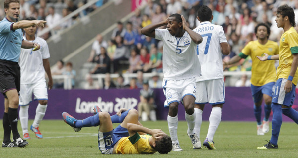 Honduras cae como un grande contra Brasil