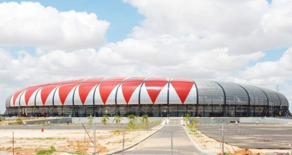 Conocé los estadios de la primera división de Angola donde jugará el hondureño Bryan Moya