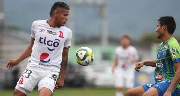 Fichajes: ExReal España deja Panamá y se va a Europa; Nicaragua descarta dos catrachos para su selección