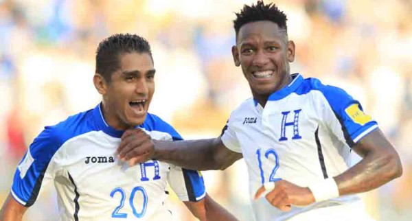 El uno a uno de Chelato Uclés: Boniek recibe puntuación 10