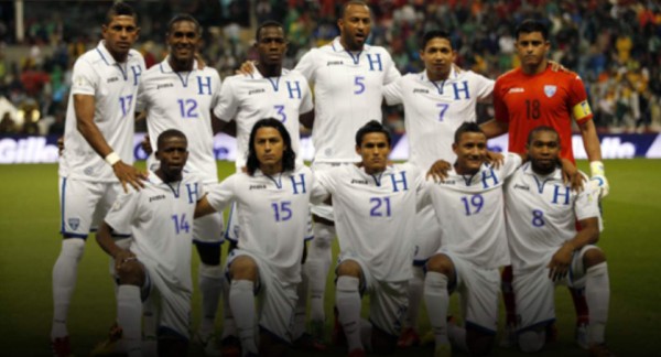 Solo siete jugadores: los sobrevivientes del 'Aztecazo' entre Honduras y México en 2013