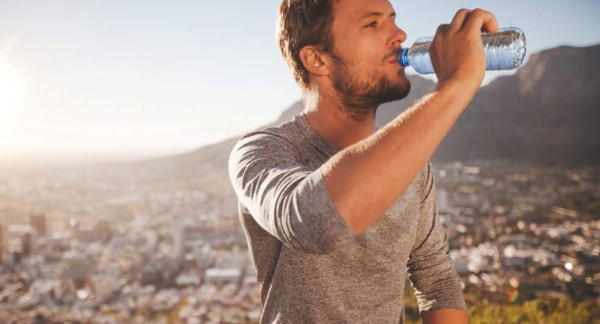 10 falsos consejos que debes ignorar sobre el coronavirus en redes sociales