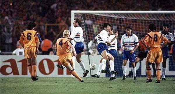 Los mejores lanzadores de tiro libre en la historia ¿Está Messi o Cristiano?