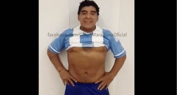 VIDEO: Maradona desata la polémica con su vídeo de año nuevo