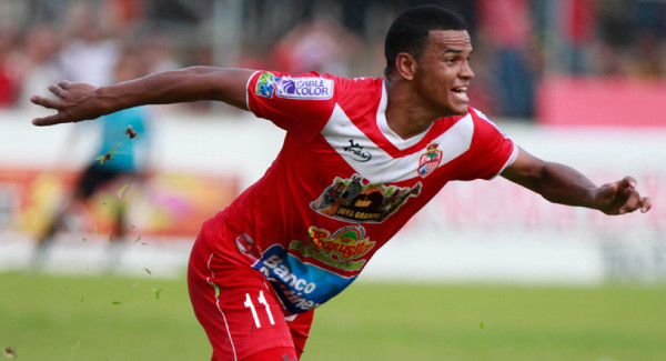 Rony Martínez no saldrá del Real Sociedad