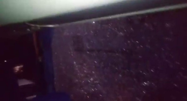 ¡Repudiable! Las imágenes del ataque del autobús del Motagua por aficionados de Olimpia