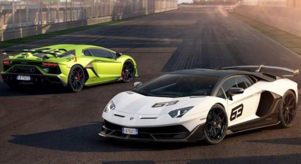 Hazard y su nuevo juguete de medio millón de euros: Un Lamborghini que alcanza los 350 km/h