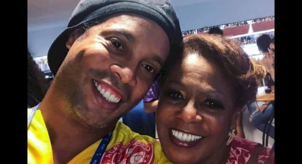 Preocupación por Ronaldinho: el drama que está viviendo desde la muerte de su madre por Covid-19
