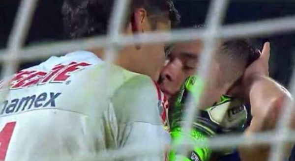¡Vaya momentos! Las muestras de amor entre futbolistas