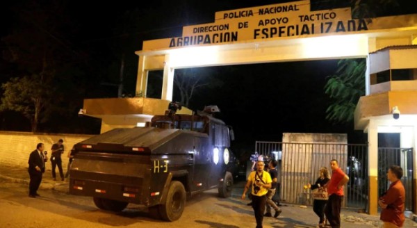 Caso Ronaldinho: Primera imagen en el 'Cuadrilátero', una prisión para policías y políticos corruptos&nbsp;&nbsp;