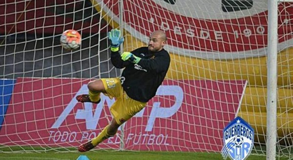 RUMORES Y FICHAJES: ¡Blas Pérez llegaría a Honduras y Costa Rica seguirá exportando!