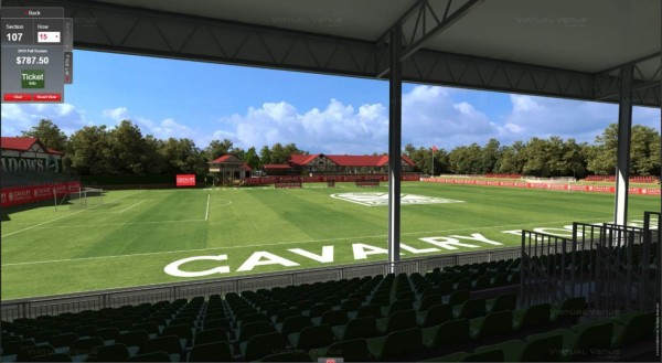 El bonito estadio y la nueva casa de José Escalante en Calgary, Canadá