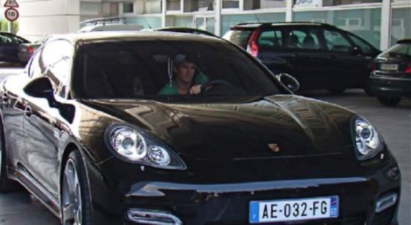 ¡INCREÍBLE! Así pagan los cracks del fútbol sus lujosos vehículos