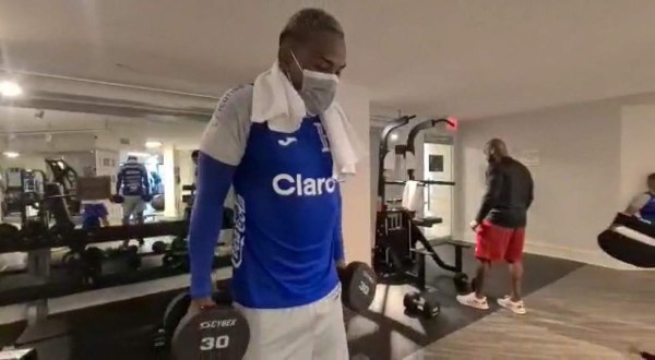 Trabajo de gimnasio y dos futbolistas de la 'H' entre 'algodones': así comenzó el día para la Selección de Honduras