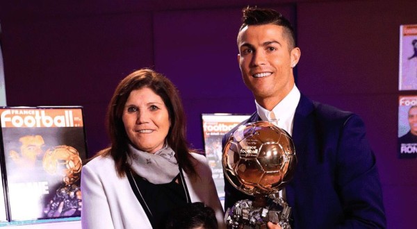 La dura historia de Dolores Aveiro, madre de Cristiano Ronaldo: lo quiso abortar bebiendo cerveza negra; 'A la voluntad de Dios'&nbsp;&nbsp;