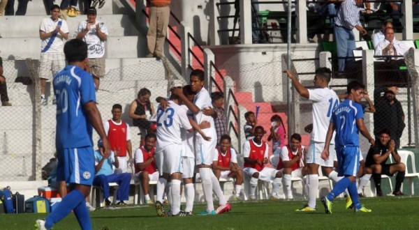 Guatemala venció a Cuba en su preparación rumbo a la Uncaf