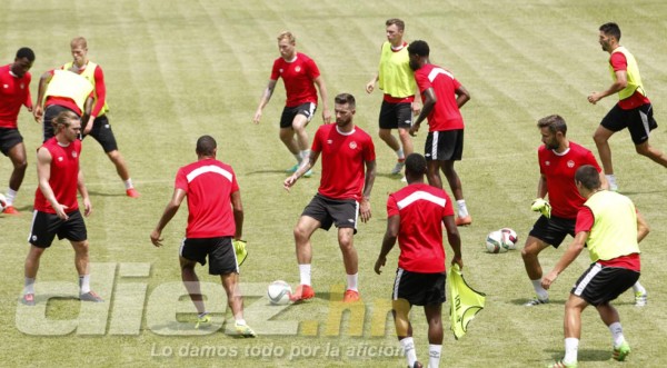Jugadores de Canadá sintieron el rigor del clima de San Pedro Sula