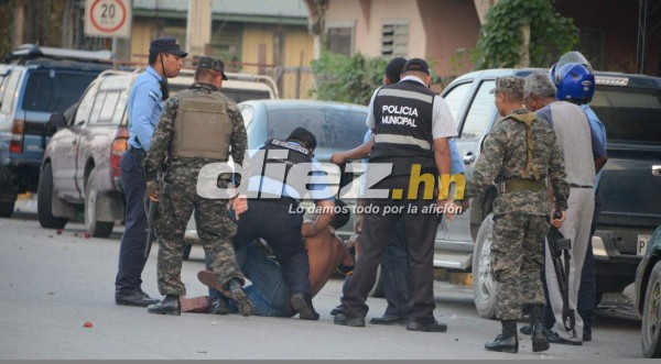 Llantos, algarabía, violencia y heridos; lo que no se vio de las semifinales en Honduras