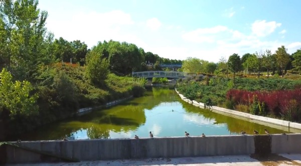 Con vecinos futbolistas: Así es 'La Finca', lugar donde vivirá Luis Suárez y su mujer en Madrid