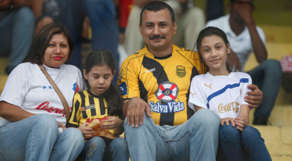 Ambiente del Real España-Olimpia