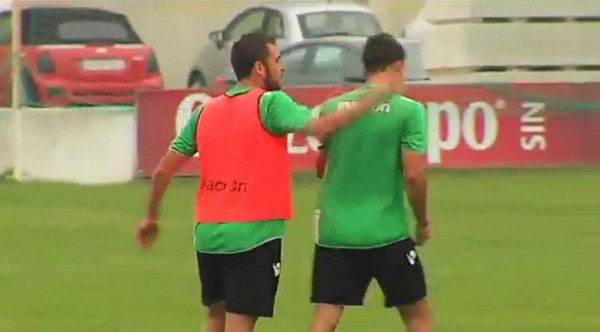 ¡INCREÍBLE! Los agarrones que se han dado los jugadores con sus propios compañeros