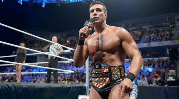 ''Recibía una paliza cada dos minutos'': la dura realidad que vivía Paige al lado de Alberto del Río