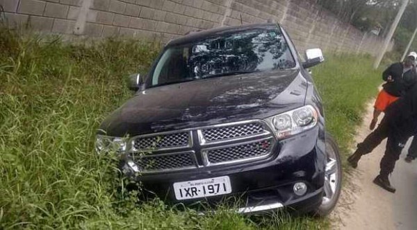 Los futbolistas más peligrosos al volante de un carro