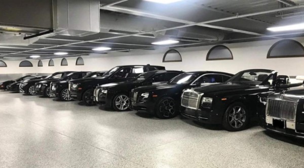 Floyd Mayweather le regala a su hija de navidad un Mercedes-Benz de 180 mil dólares