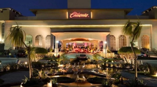 Armas, apuestas y tragos exóticos: Así es el dueño del Dorados de Sinaloa, el equipo de Maradona