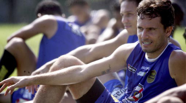 Olimpia anuncia fichaje de Carlinho