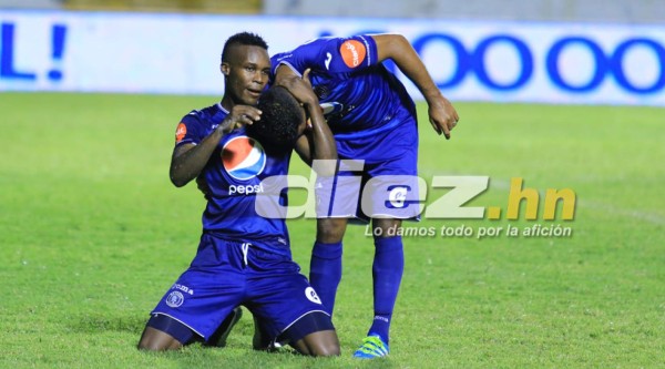 Las imágenes que no viste en televisión de la vibrante fecha 16