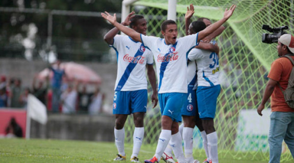 Olimpia sepulta invicto de Marathón