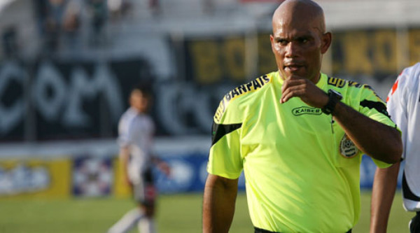 Choloma no quiere de árbitro a Moncada
