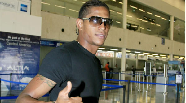 Carlo Costly: 'Todo es mentira'