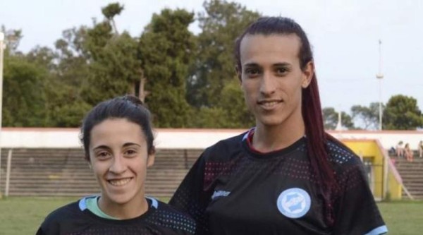 Mara Gómez, la jugadora trans que busca hacer historia en el fútbol de Argentina