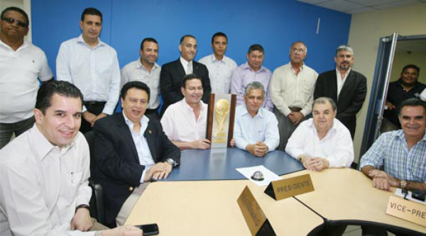 'Queremos un técnico mundialista'