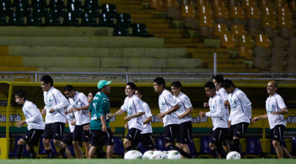 Santos llega y espera un ambiente hostil