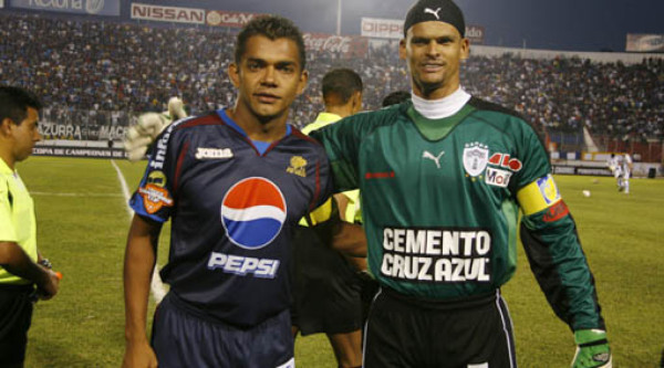 Miguel Calero anuncia su retiro del fútbol