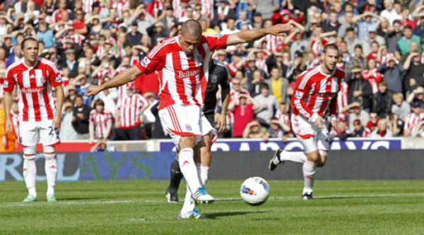 Wilson Palacios se estrena con triunfo