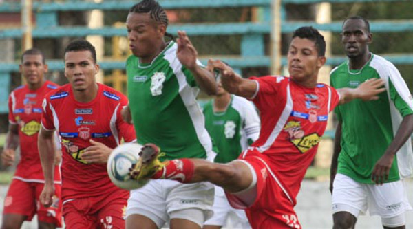 Platense sonríe en el Excélsior