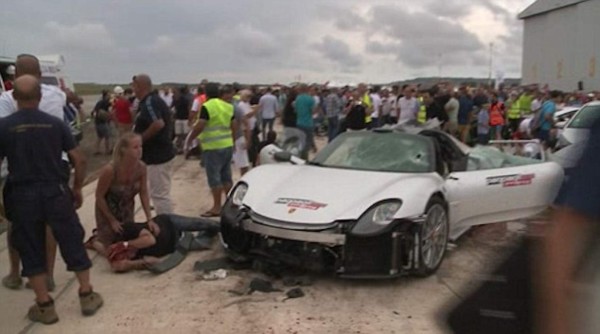 DE TERROR: Uno de los hombres más ricos del mundo arrolla a 26 personas en su auto de 1.2 millones de dólares